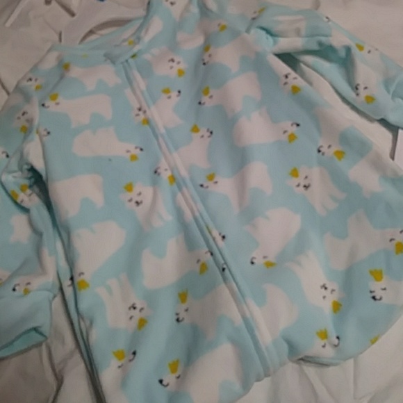 Carter's NWT Fleece Sleeper with feet - Picture 1 of 3